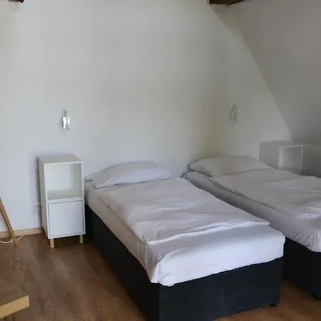 Toparti Vendeghaz * Orfű